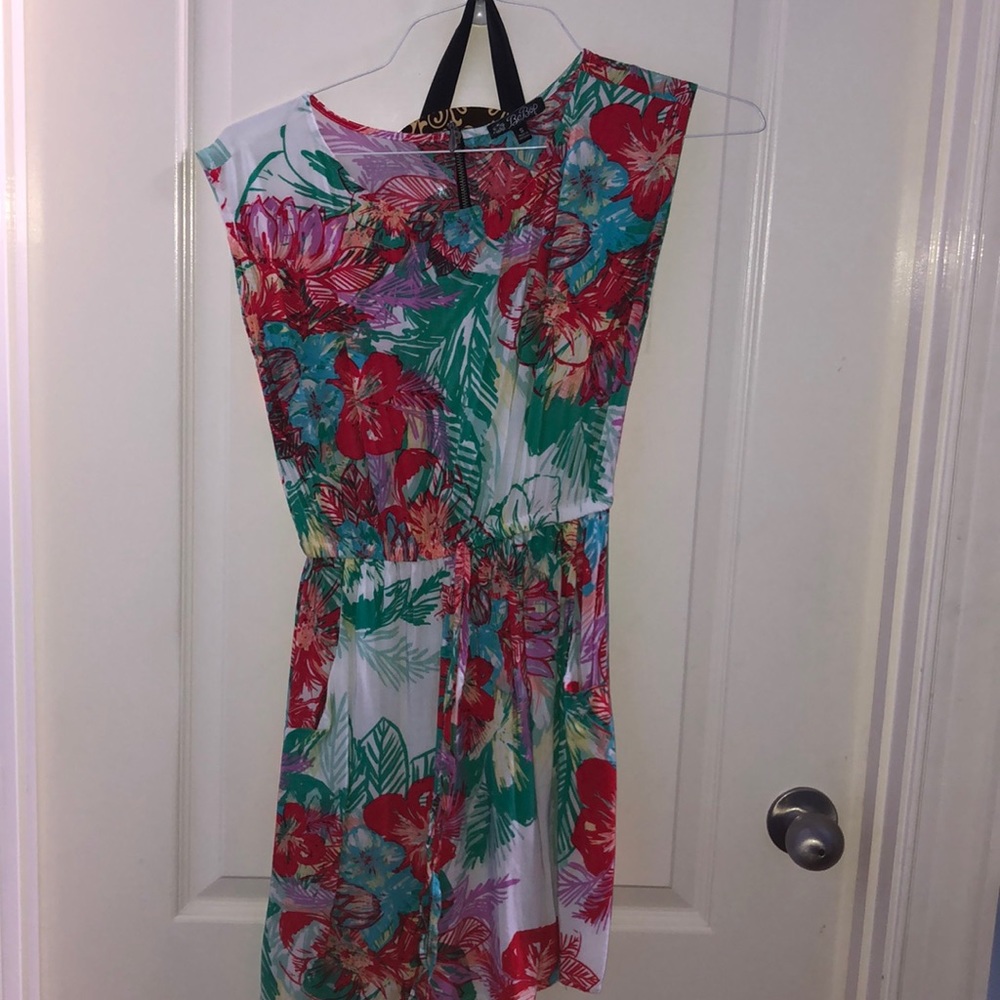 Junior floral dress